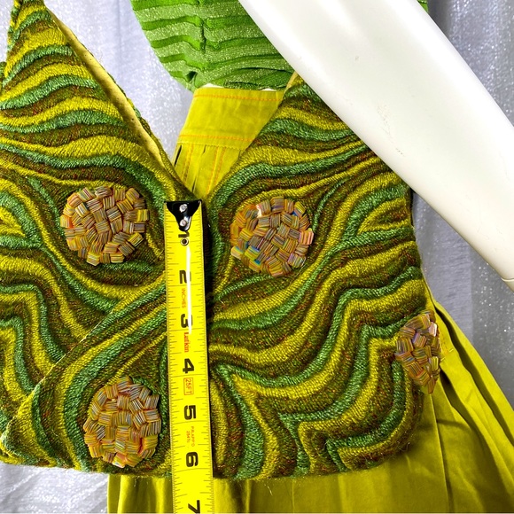 ✨HP✨VINTAGE PRISTINE Textured Intricate Embroidery Circles of Tight Media Bag - Picture 14 of 17